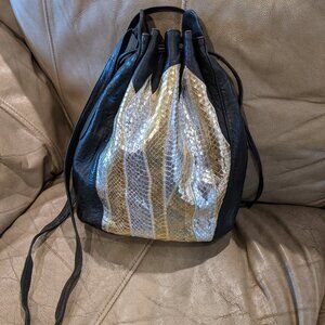 Bucket Bag 80s 90s Black Gold silver Retro Vintage Crossbody Good condition